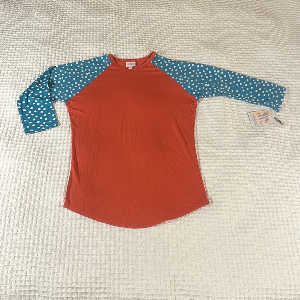 LuLaRoe Women’s Randy Tee/Size: S/Color: Light Blue-White Polkadots-Salmon (NWT)